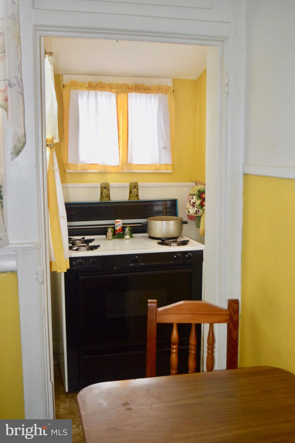 5811 Brush Road Philadelphia, PA 19138 - Photo 6 of 23 Gallery Image 6