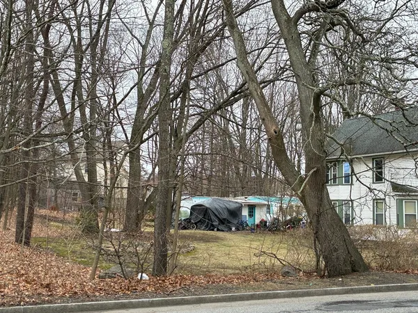 $1,700,000 | 219 Montvale Avenue, Woburn, MA 01801