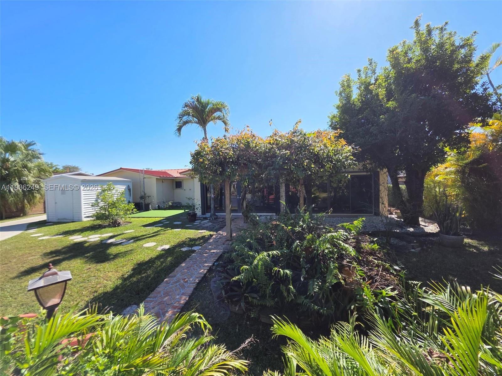 14545 Southwest 75th Street Miami, FL 33183 - Photo 16 of 47