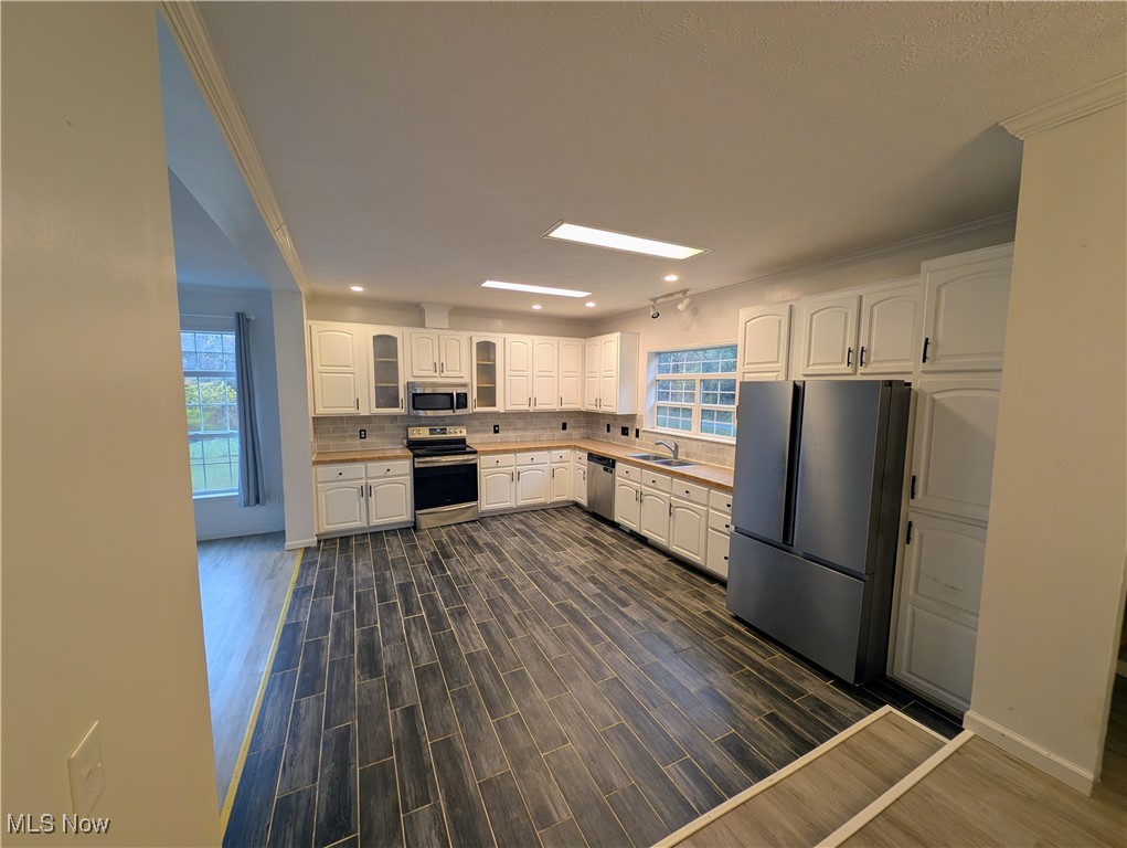 98 Trace Road Newton, WV 25266 - Photo 9 of 47