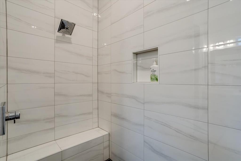 124 Cote D Azur Chico, TX 76431 - Photo 21 of 40 a bathroom with a shower