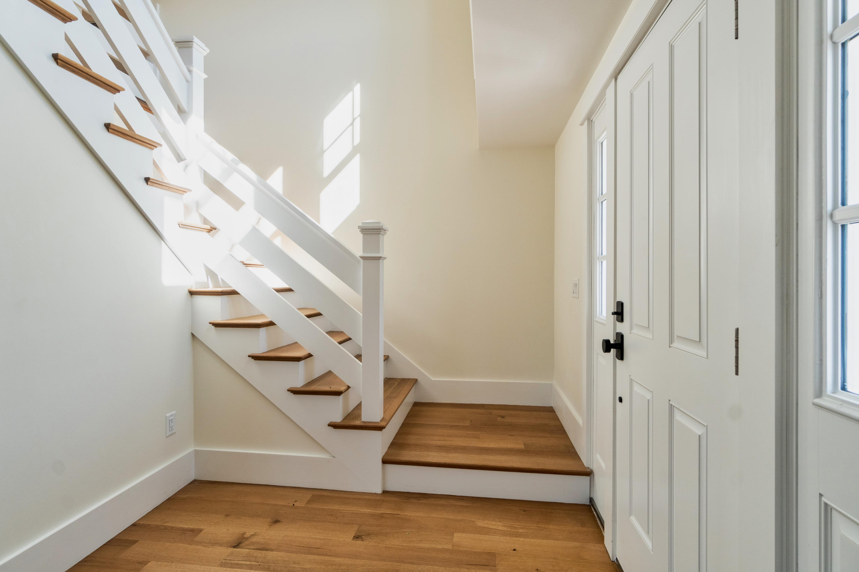 74 East Bay View Road Dennis, MA 02638 - Photo 9 of 76 foyer