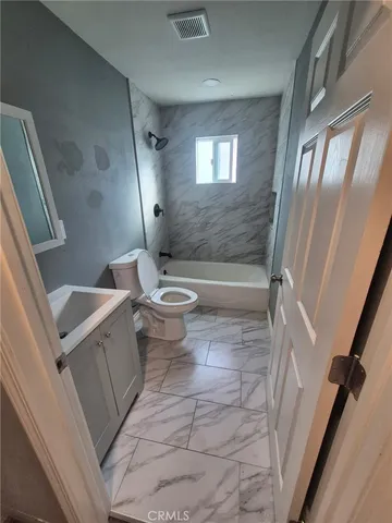 $2,100 | 2743 North E Street, San Bernardino, CA 92405