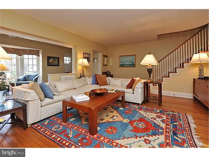 8016 Winston Road Philadelphia, PA 19118 - Photo 3 of 24 Living Room