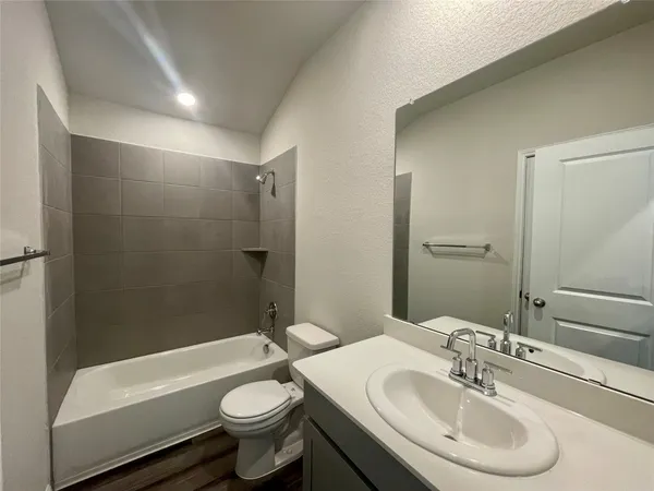 $2,250 | 111 Ostracoda Lane, Hutto, TX 78634