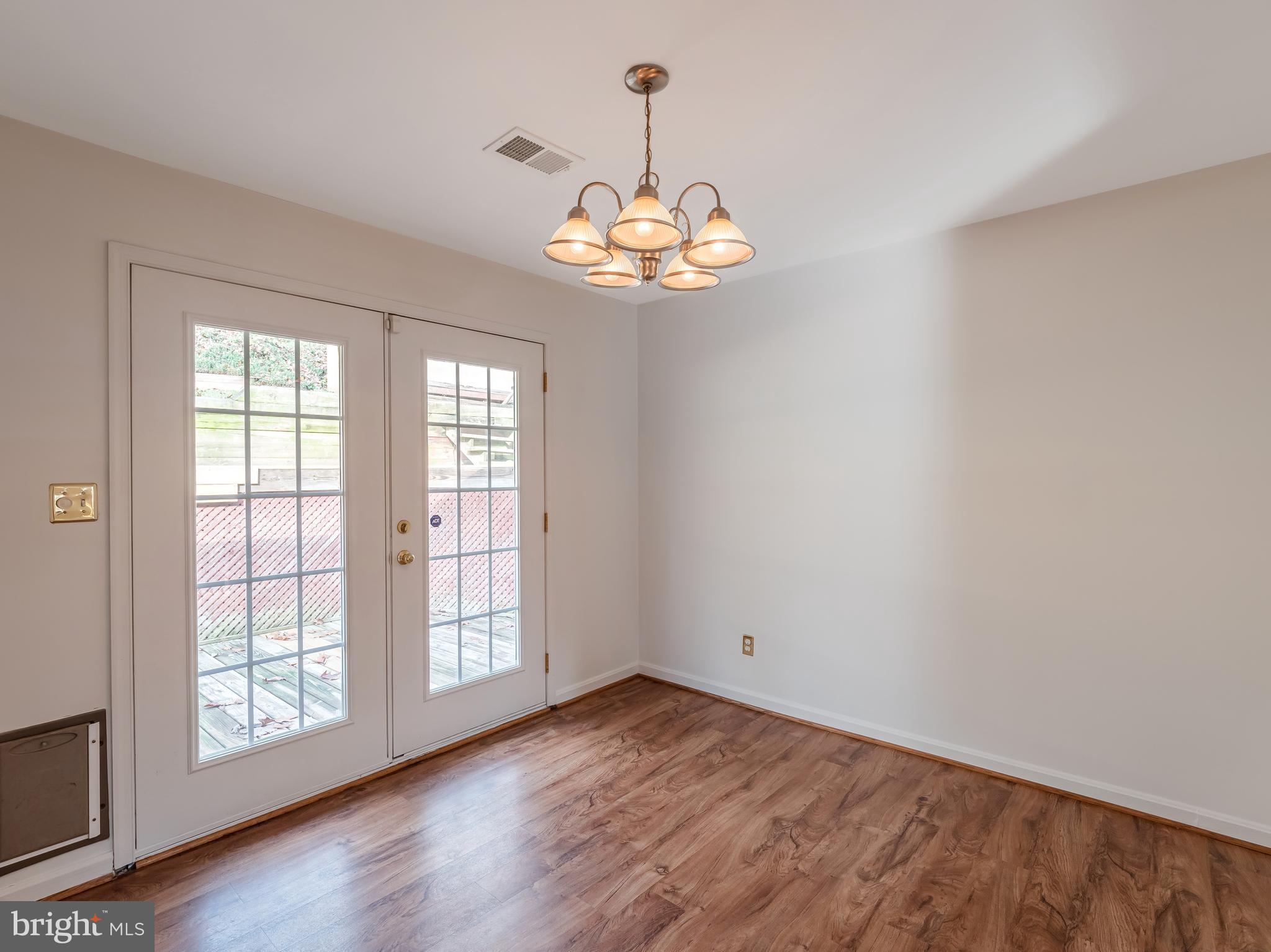 6742 Kelly Road Warrenton, VA 20187 - Photo 12 of 32 Gallery Image 12