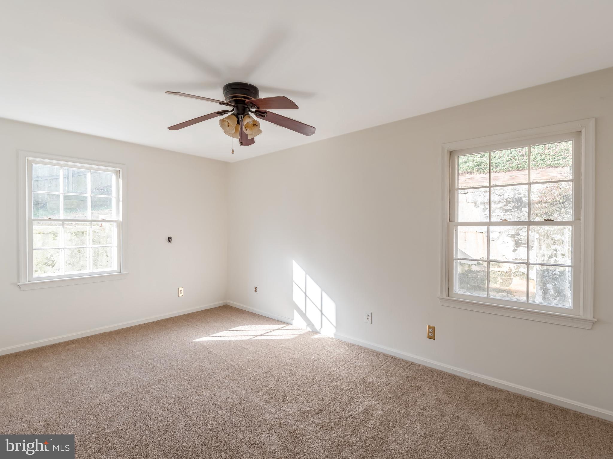 6742 Kelly Road Warrenton, VA 20187 - Photo 17 of 32 Gallery Image 17