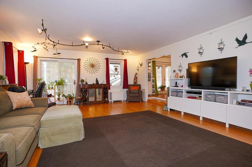 18 Gilman Road Billerica, MA 01862 - Photo 3 of 29