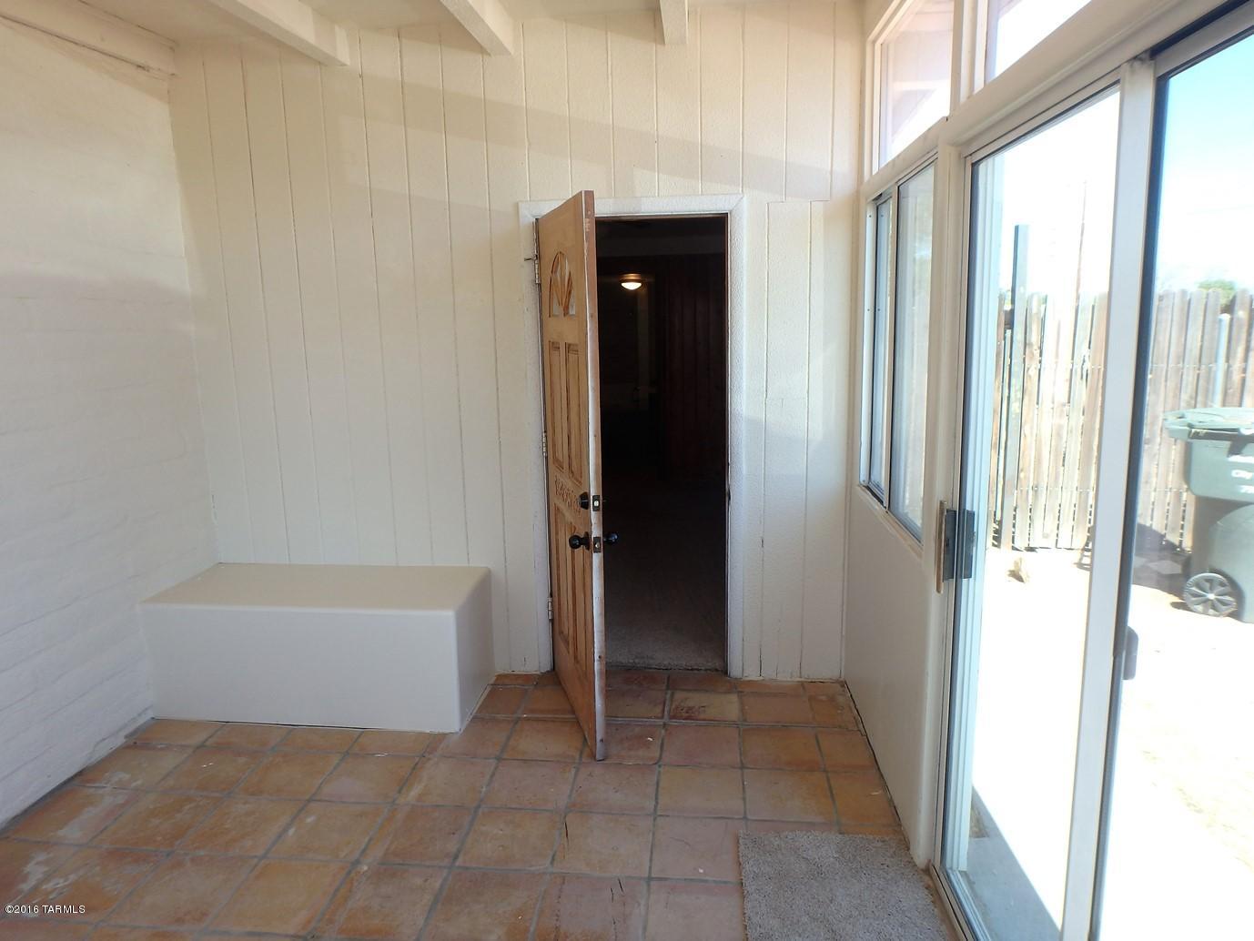 1257 East Milton Road Tucson, AZ 85706 - Photo 11 of 28 Gallery Image 11