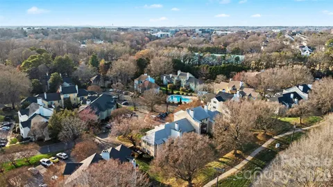 $270,000 | 3206 Selwyn Farms Lane, Unit 2, Charlotte, NC 28209