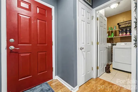 $270,000 | 3206 Selwyn Farms Lane, Unit 2, Charlotte, NC 28209