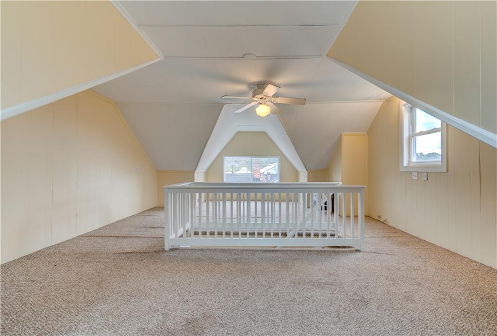 5264 Dresden Way Pittsburgh, PA 15201 - Photo 11 of 16 an empty room with windows and fan