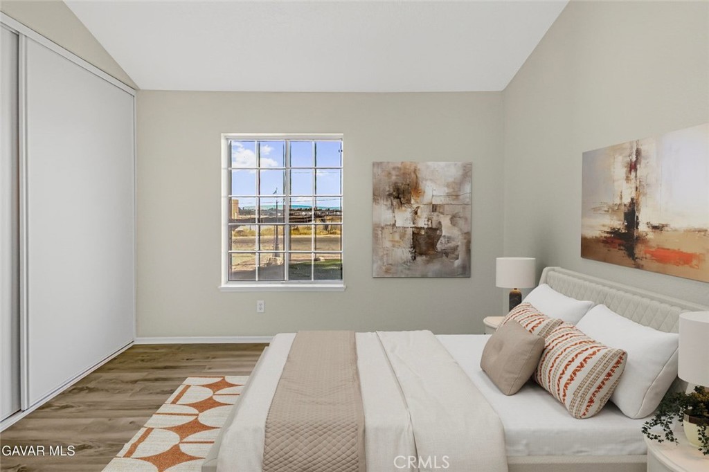 566 East Ave R8 Palmdale, CA 93550 - Photo 12 of 22 Gallery Image 12