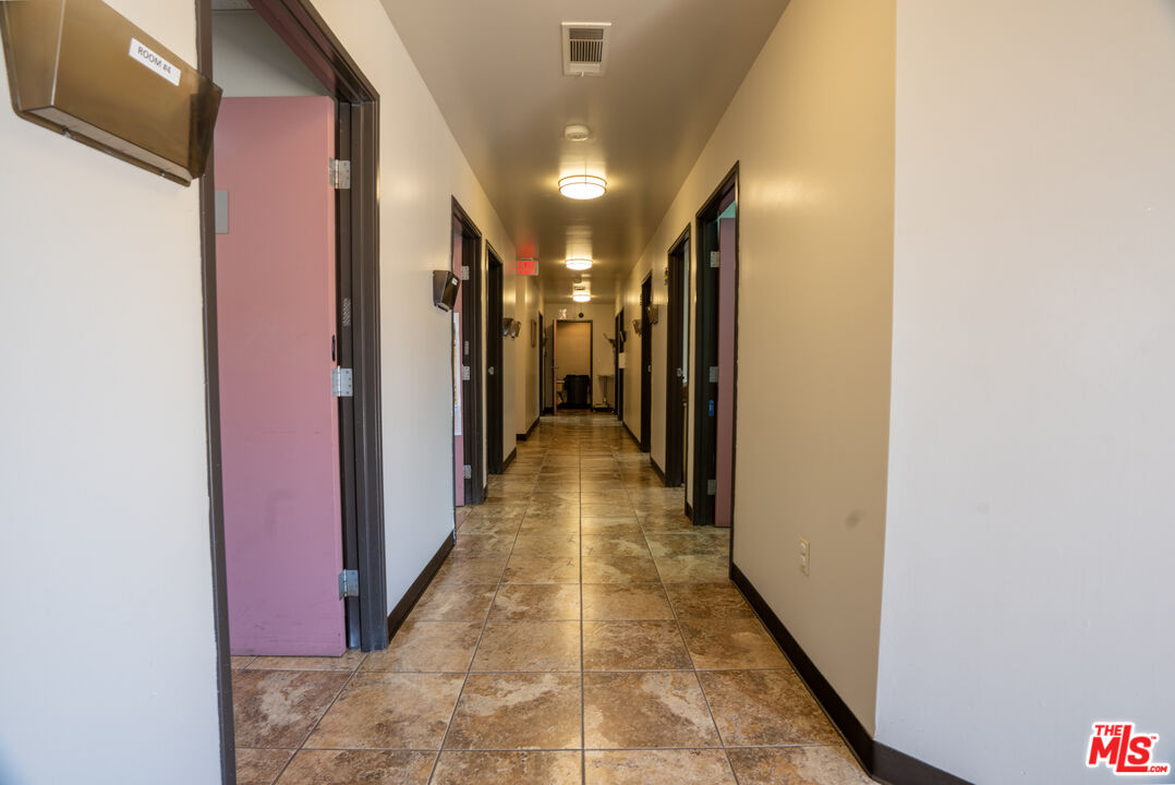 4946 Florence Avenue Bell, CA 90201 - Photo 38 of 72