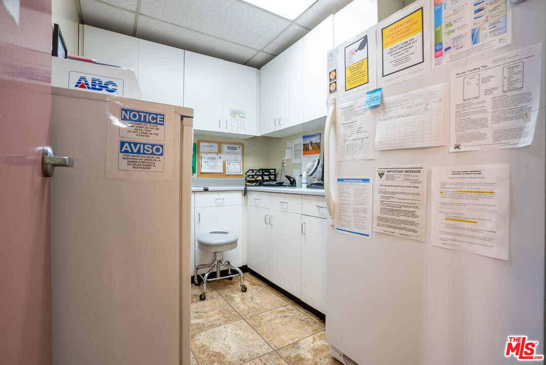 4946 Florence Avenue Bell, CA 90201 - Photo 9 of 72