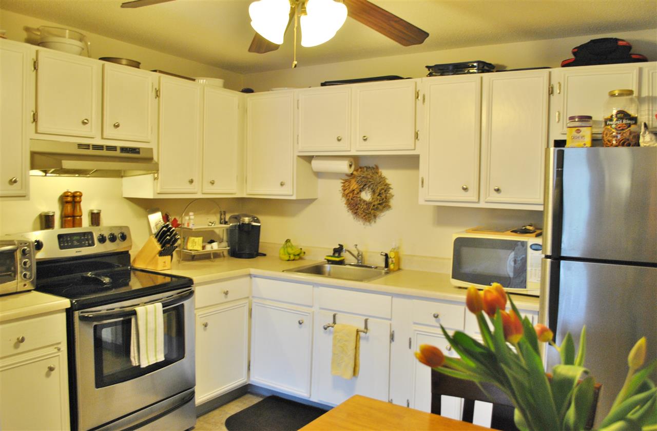 1225 Bodwell Road, Unit 30 Manchester, NH 03109 - Photo 5 of 13 Gallery Image 5