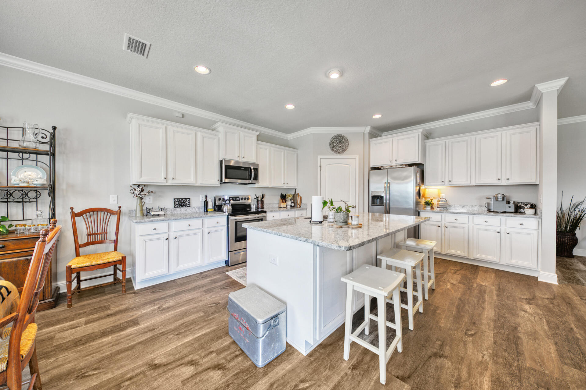 200 Lottie Loop Freeport, FL 32439 - Photo 9 of 38 Gallery Image 9