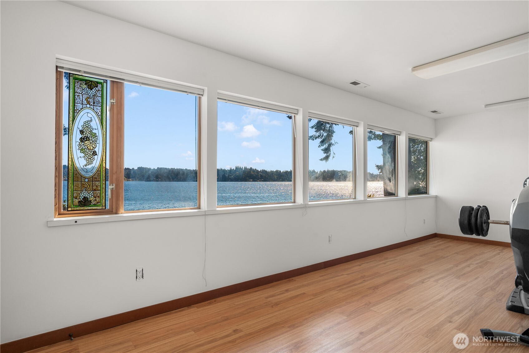3773 Erlands Point Road Northwest Bremerton, WA 98312 - Photo 10 of 16 Gallery Image 10