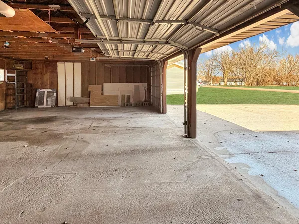 $185,000 | 741 Main Street, Tracy, MN 56175