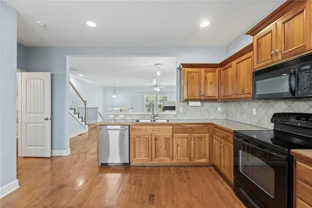 $290,000 | 11173 South Woodsonia Drive, Olathe, KS 66061