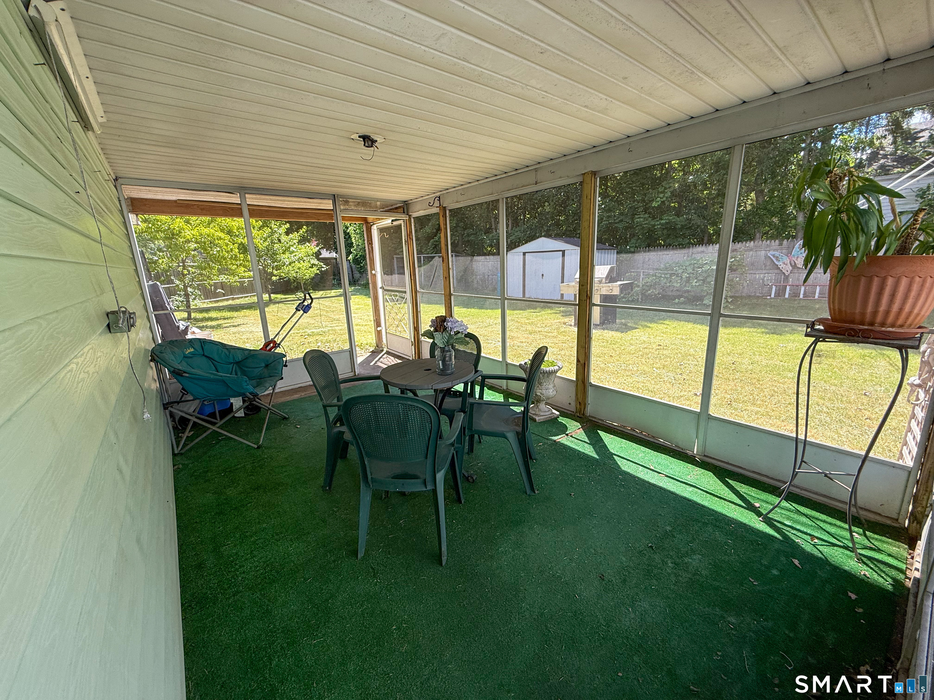 79 Adams Street South Manchester, CT 06040 - Photo 16 of 19
