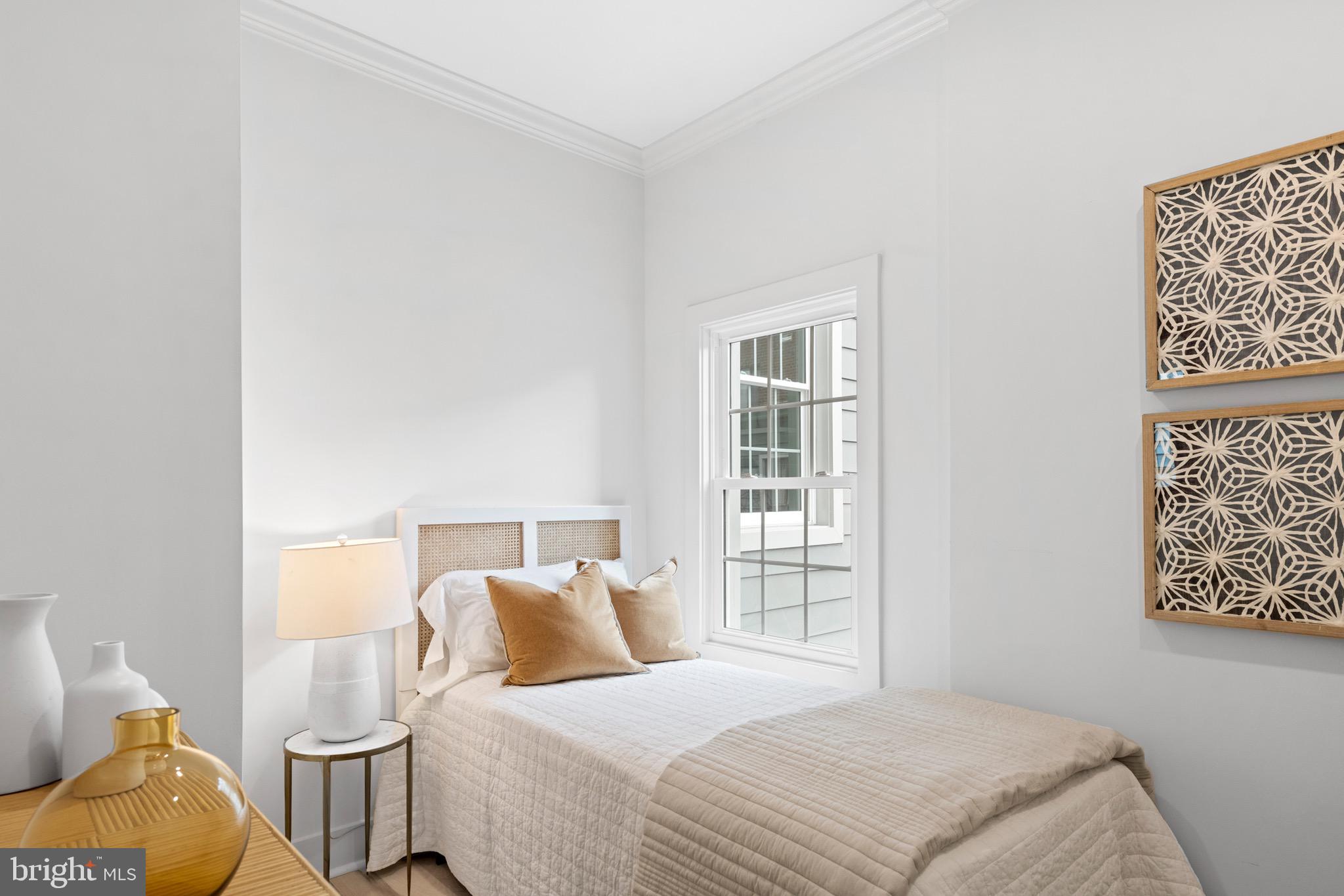 416 Independence Avenue Southeast Washington, DC 20003 - Photo 11 of 22