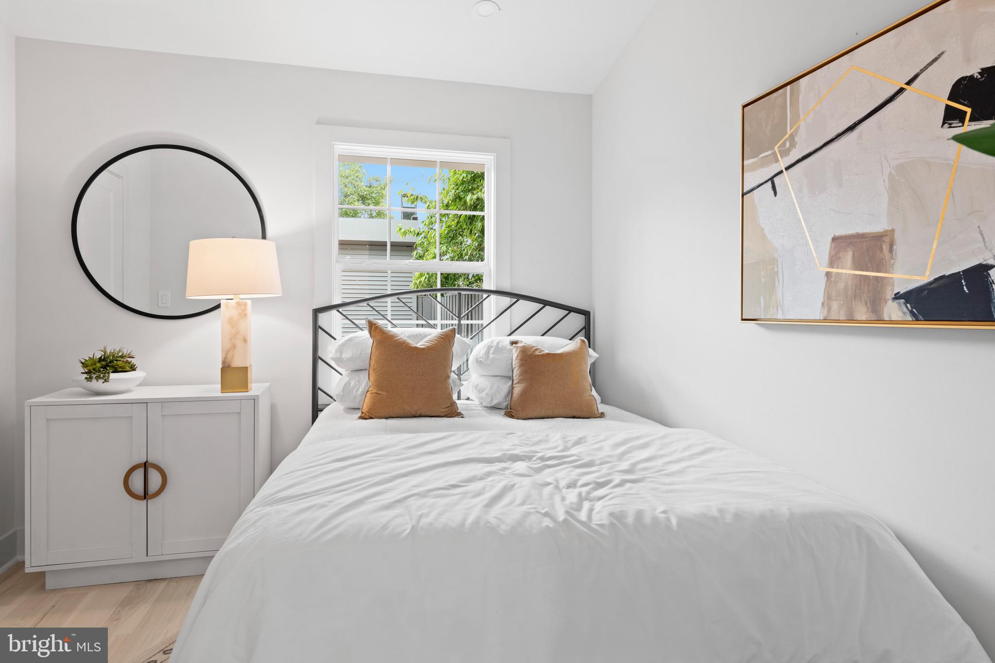 416 Independence Avenue Southeast Washington, DC 20003 - Photo 13 of 22