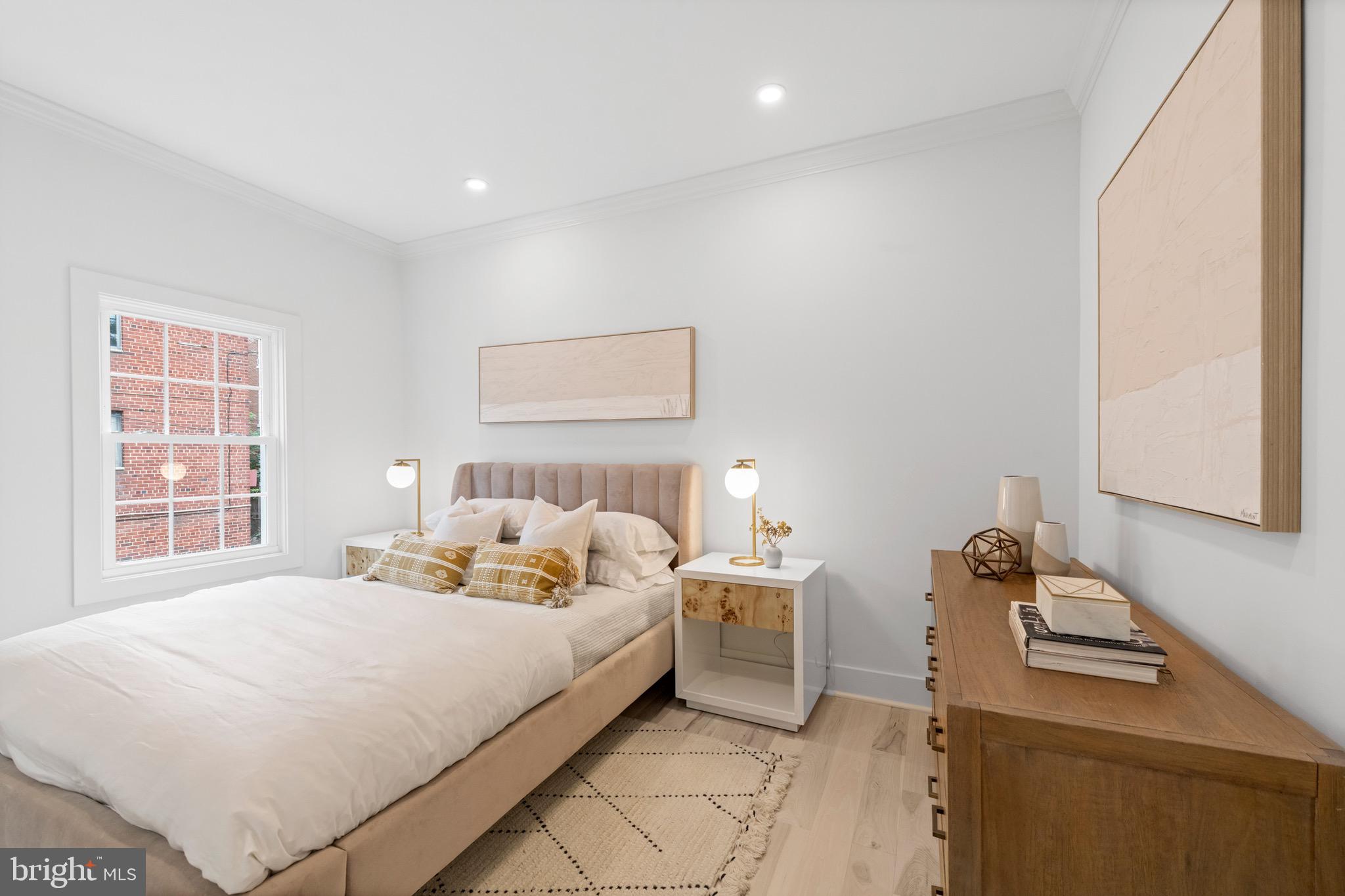 416 Independence Avenue Southeast Washington, DC 20003 - Photo 8 of 22