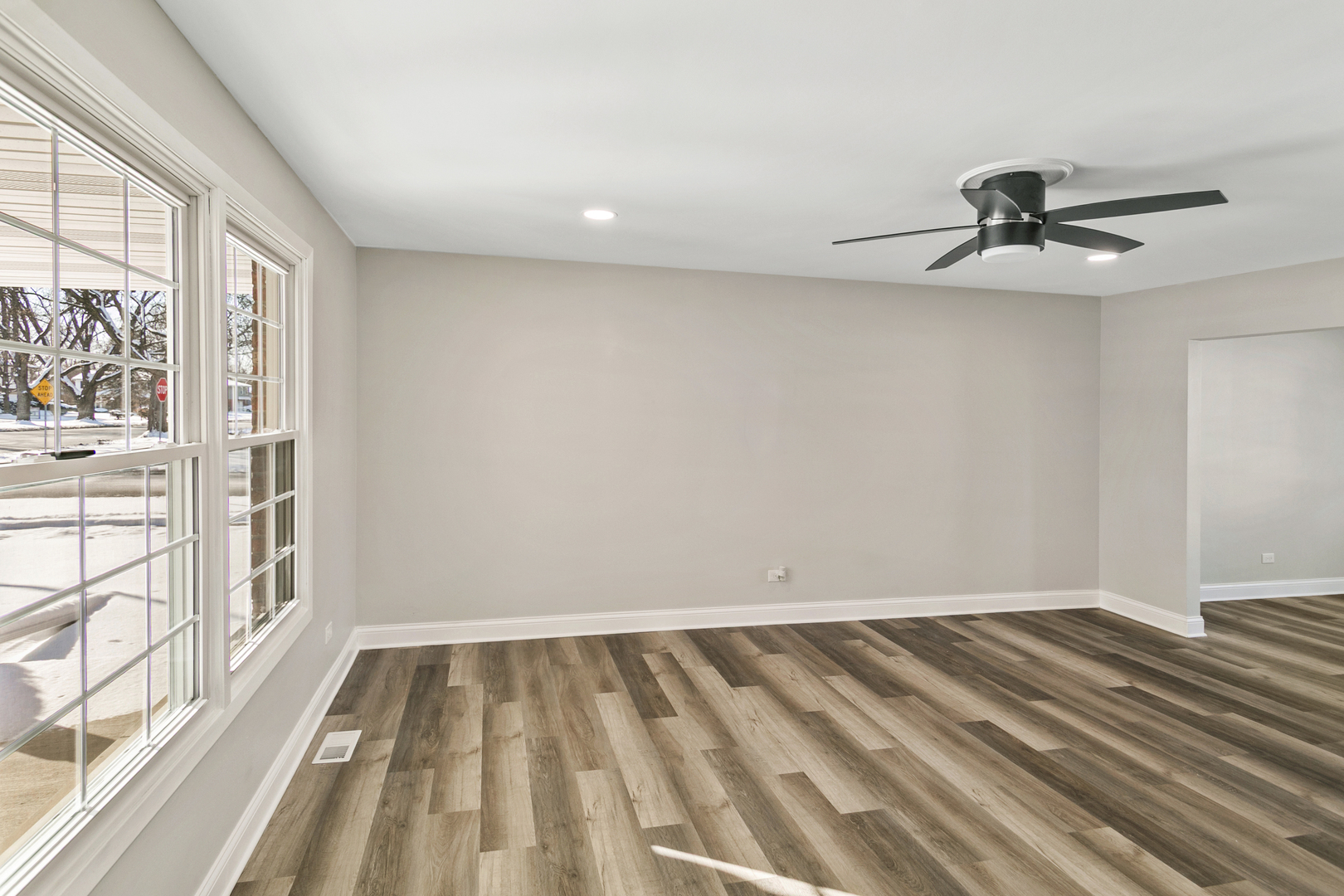 1124 West 187th Street Homewood, IL 60430 - Photo 3 of 32