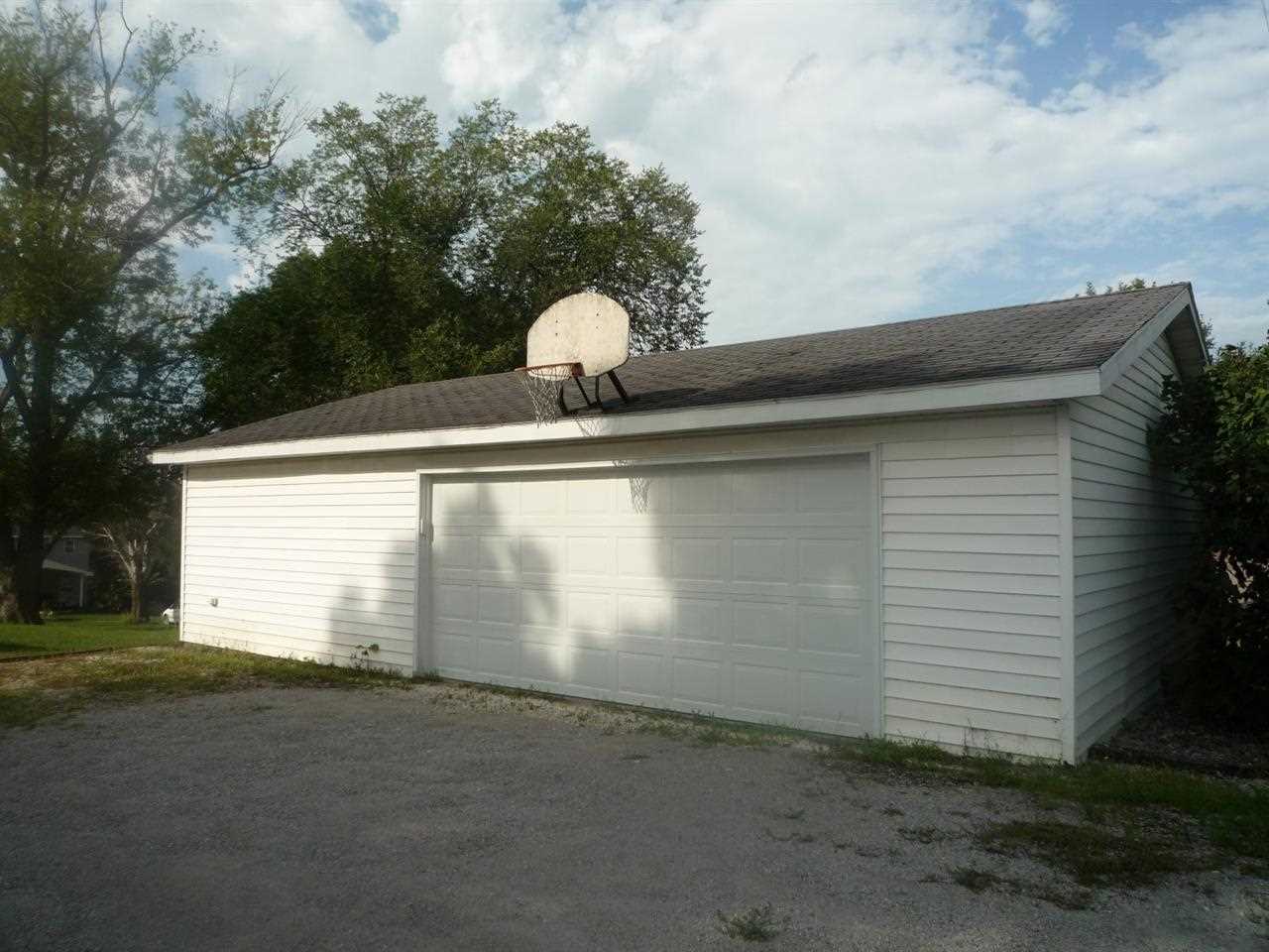 91 East 4th Street Riverside, IA 52327 - Photo 14 of 17 Gallery Image 14