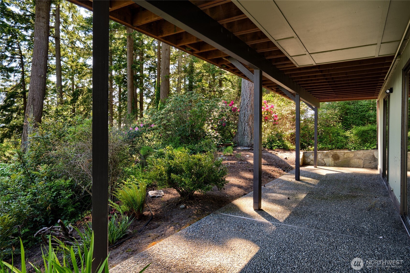 15127 Gibralter Road Anacortes, WA 98221 - Photo 31 of 36 Gallery Image 31