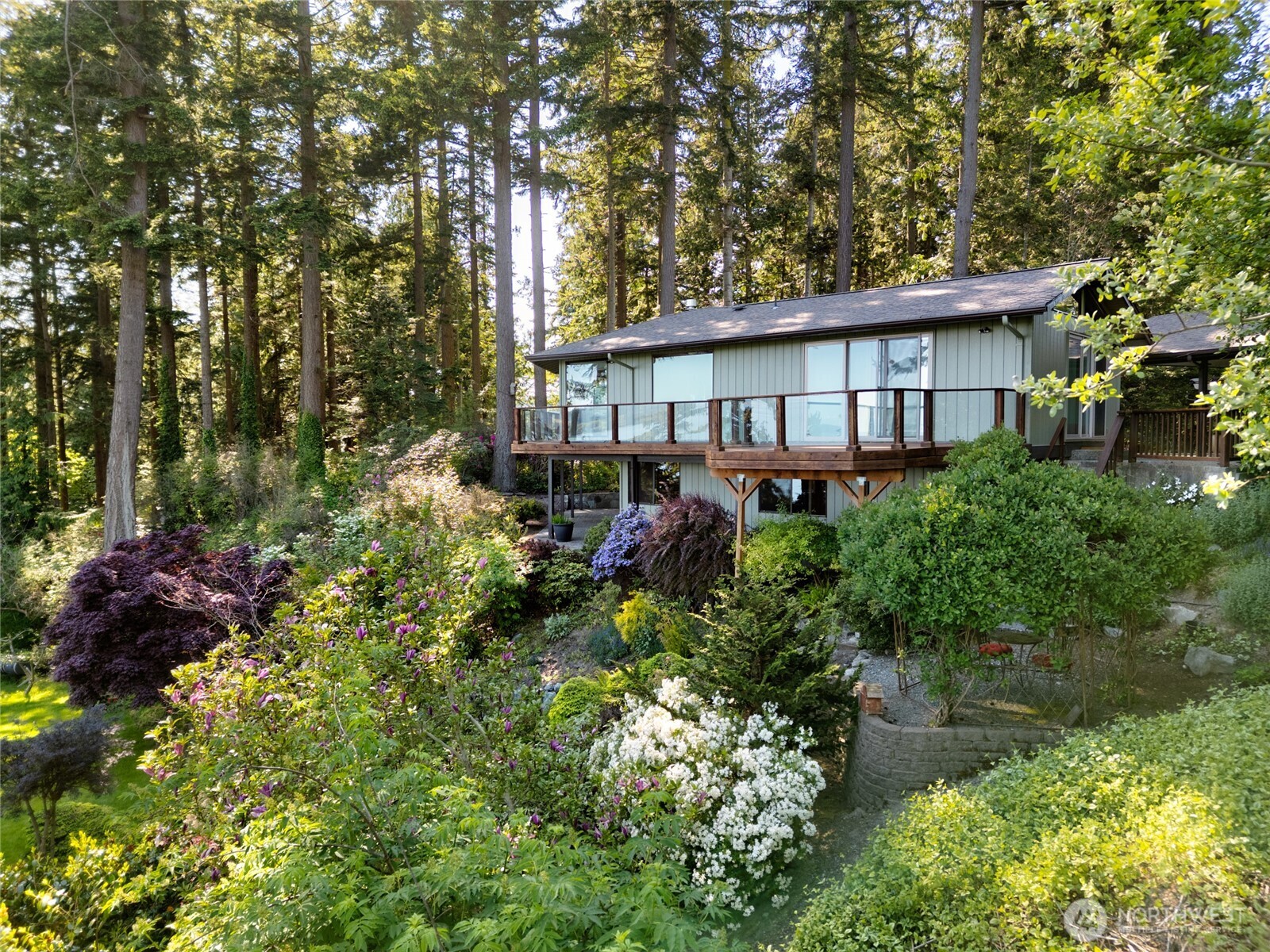 15127 Gibralter Road Anacortes, WA 98221 - Photo 4 of 36 Gallery Image 4