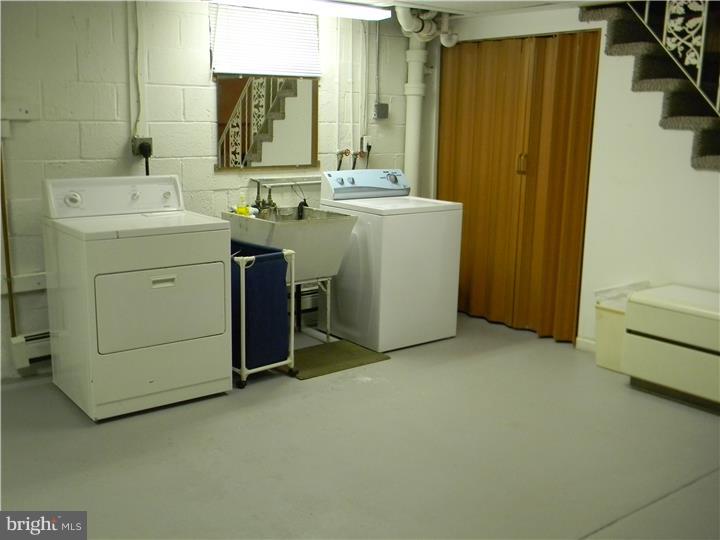 822 Bluebell Road Warminster, PA 18974 - Photo 20 of 20 Laundry Room