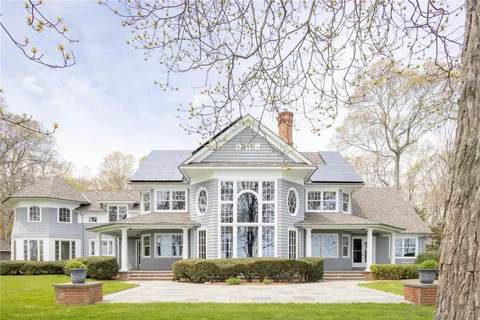 $10,250,000 | 5055 New Suffolk Road, New Suffolk, NY 11956