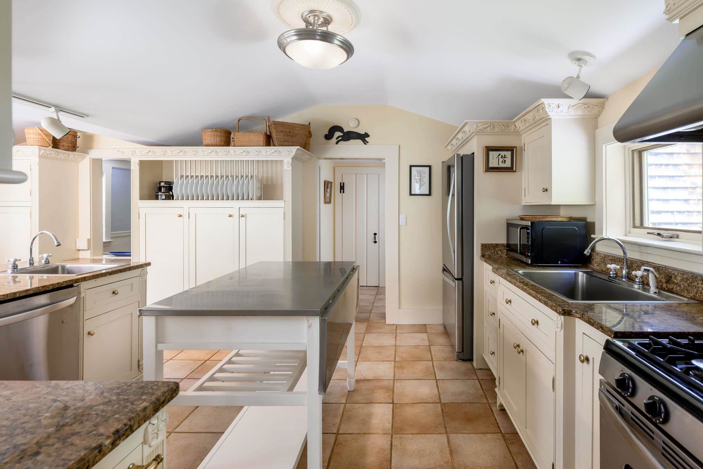 31 River Road York, ME 03902 - Photo 12 of 40 Gallery Image 12