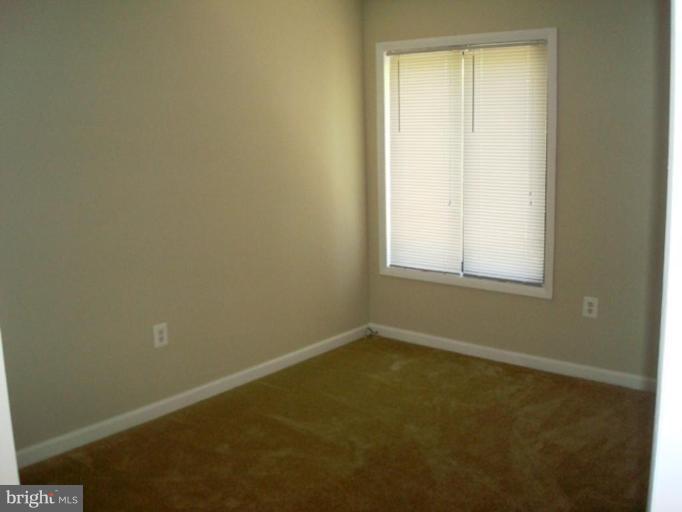 6800 Clowser Court Springfield, VA 22150 - Photo 11 of 16 Bedroom #1