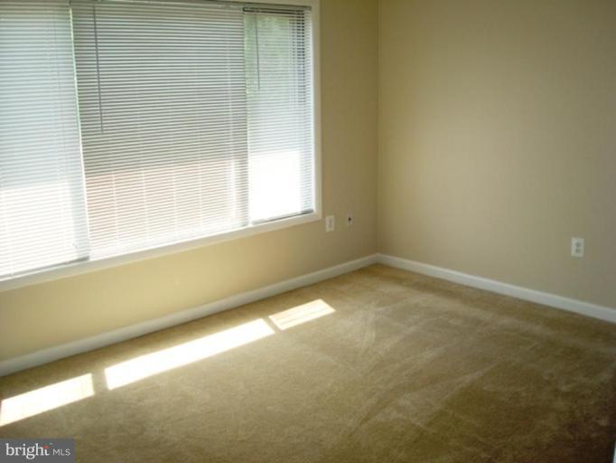 6800 Clowser Court Springfield, VA 22150 - Photo 15 of 16 Bedroom #2