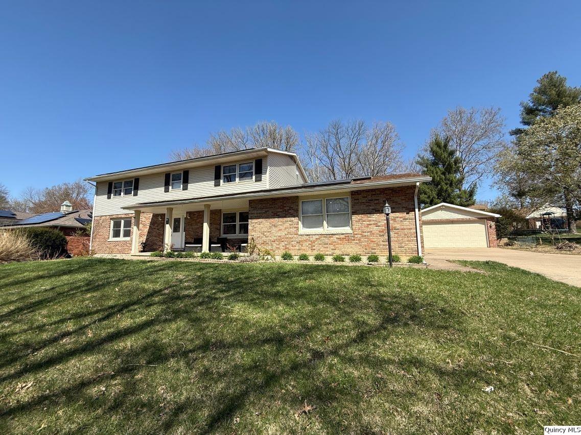 2831 Curved Creek Road Quincy, IL 62301 - Photo 1 of 17 Gallery Image 1