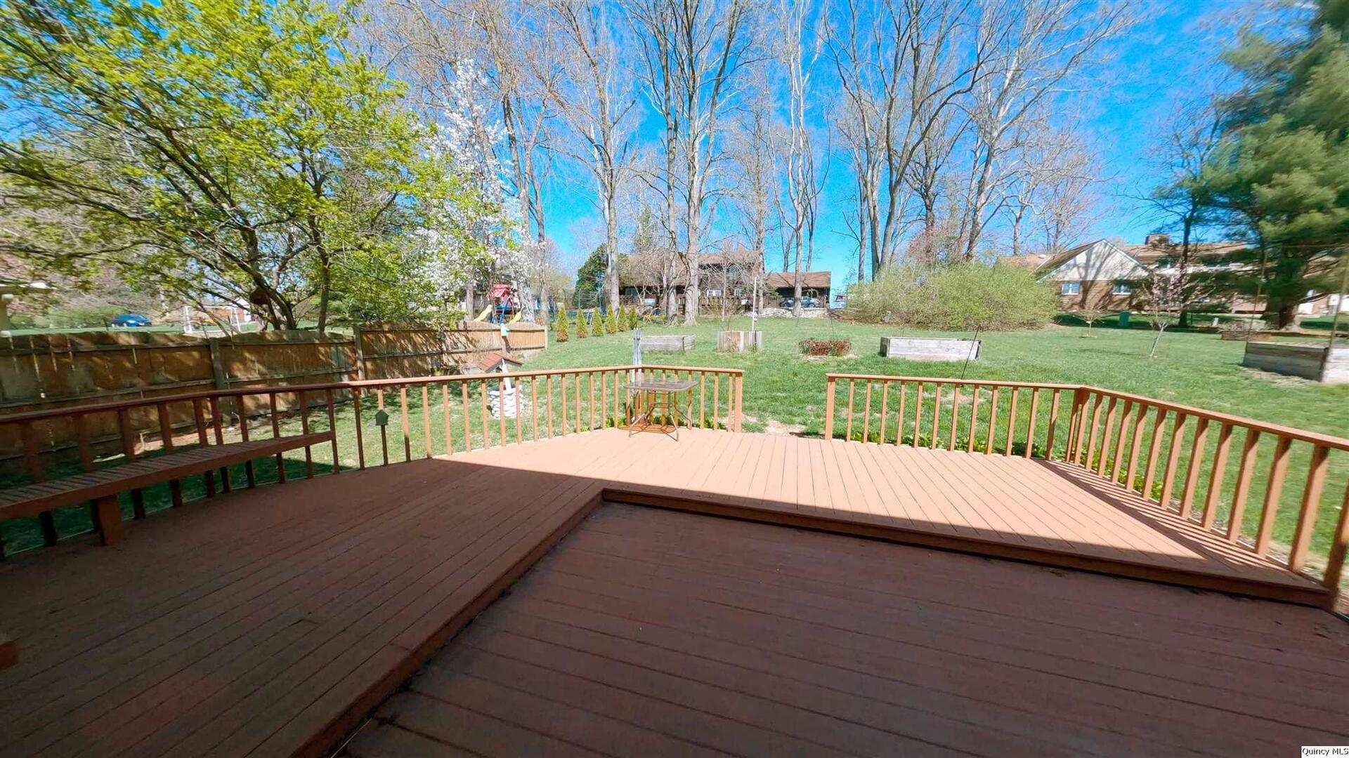 2831 Curved Creek Road Quincy, IL 62301 - Photo 6 of 17 Gallery Image 6