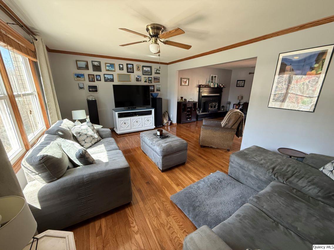 2831 Curved Creek Road Quincy, IL 62301 - Photo 8 of 17 Gallery Image 8