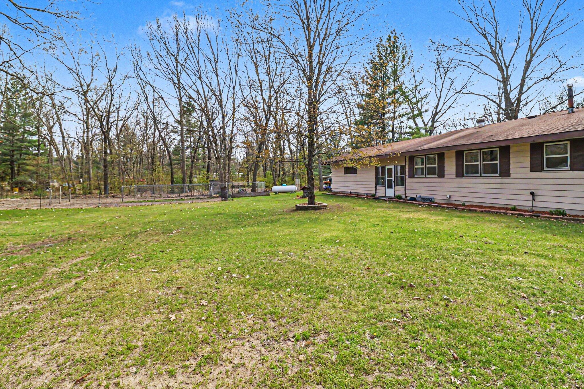1430 South Walhalla Road Branch, MI 49402 - Photo 23 of 26 Backyard