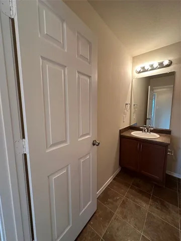 $1,800 | 1 Mammoth Cave Boulevard, Unit 1, Pflugerville, TX 78660