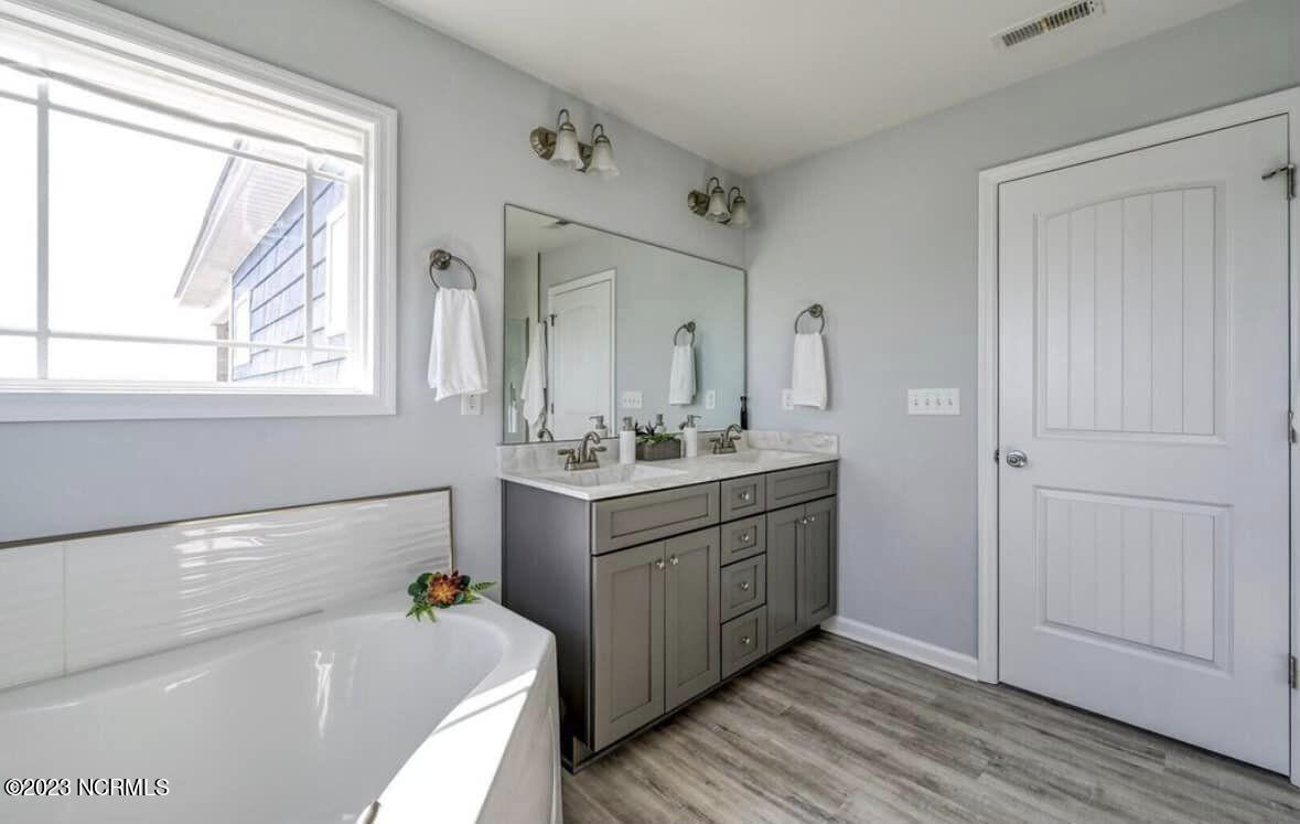 114 Atkinson Road Surf City, NC 28445 - Photo 28 of 51 8