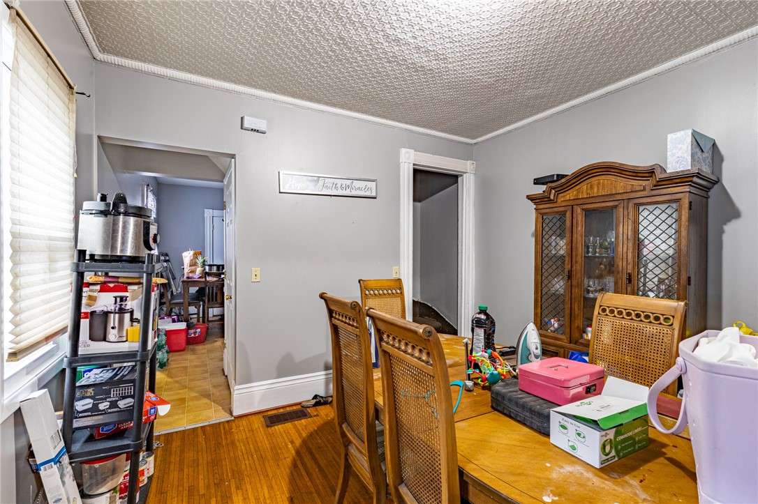 66 Grand Avenue Rochester, NY 14609 - Photo 11 of 33