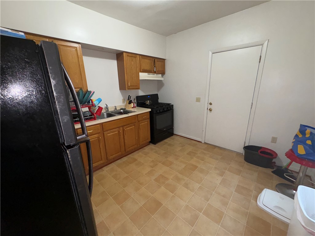 66 Grand Avenue Rochester, NY 14609 - Photo 28 of 33