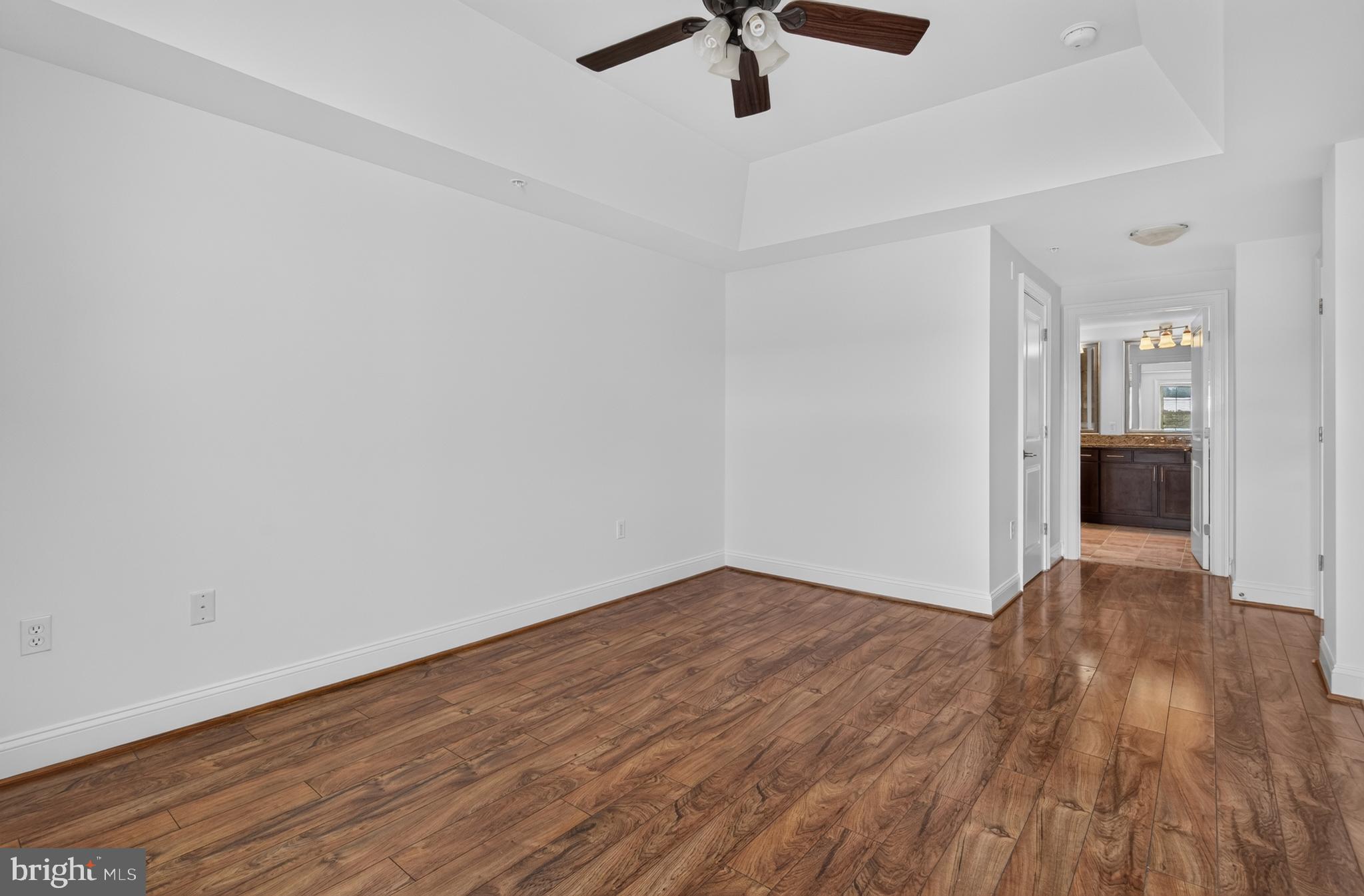 6301 Edsall Road, Unit 613 Alexandria, VA 22312 - Photo 23 of 46 Primary Bedroom