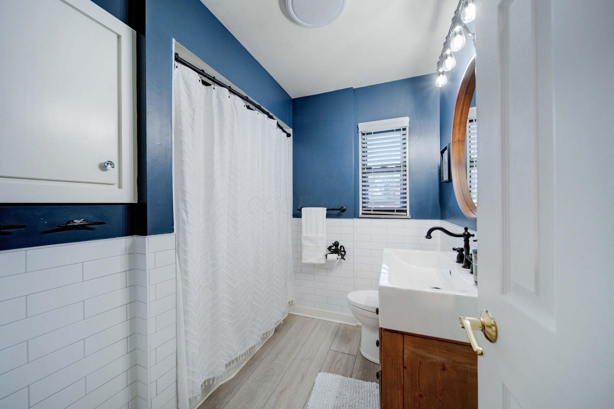 2331 Wickliffe Road Columbus, OH 43221 - Photo 26 of 40 41-web-or-mls-A7404034_5_6
