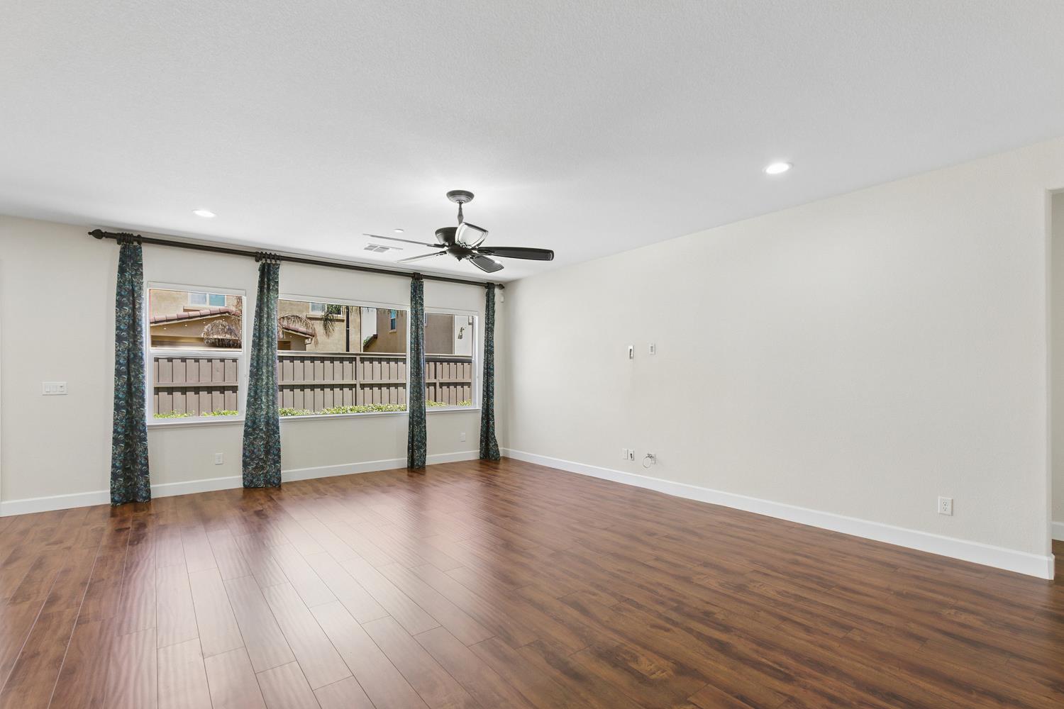 9832 Allen Ranch Way Elk Grove, CA 95757 - Photo 25 of 60