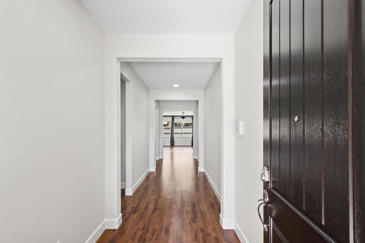 9832 Allen Ranch Way Elk Grove, CA 95757 - Photo 4 of 60