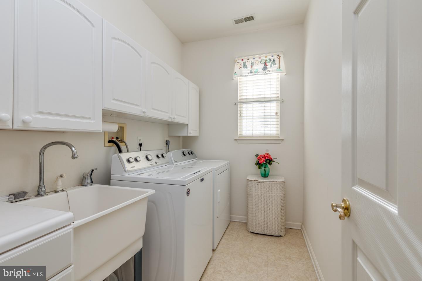 56 Mayfair Road Southampton, NJ 08088 - Photo 15 of 35